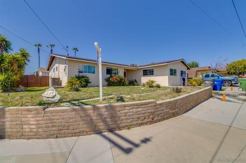 2939 Luana Dr, Oceanside, CA 92056 photo 2