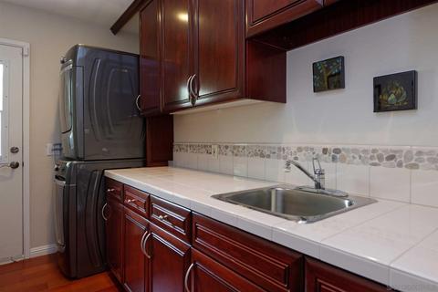 6893 Via Valverde, La Jolla, CA 92037 photo 22