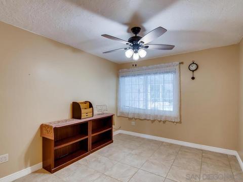 9375 Loren Dr, La Mesa, CA 91942 photo 17
