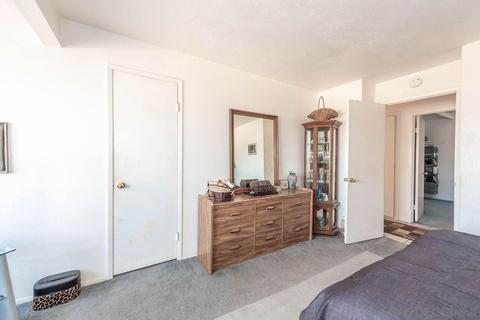 224 S Pierce St, El Cajon, CA 92020 photo 17