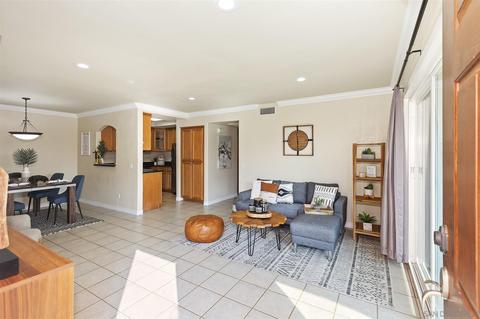 5010 Los Morros Way #21, Oceanside, CA 92057 photo 3