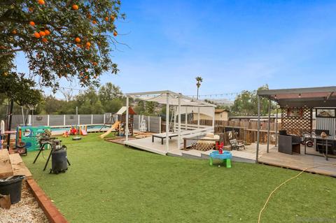 8521 Gardena Rd, Lakeside, CA 92040 photo 3