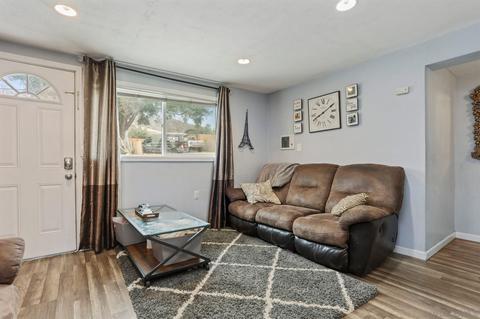 8521 Gardena Rd, Lakeside, CA 92040 photo 11