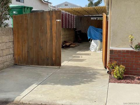 5136 Mandarin, Oceanside, CA 92056 photo 3