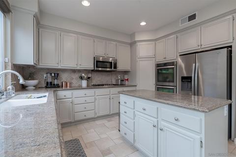 6716 Tea Tree St, Carlsbad, CA 92011 photo 12