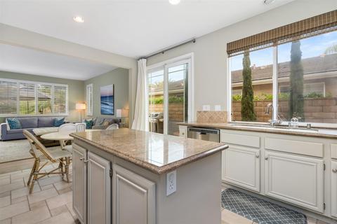 6716 Tea Tree St, Carlsbad, CA 92011 photo 13
