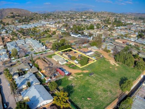 1141-43 Sumner Ave, El Cajon, CA 92021 photo 3