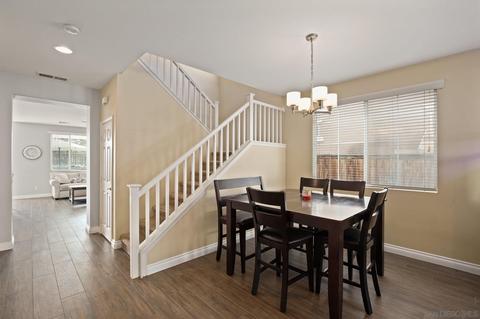 571 Dundee Ln, San Marcos, CA 92069 photo 4