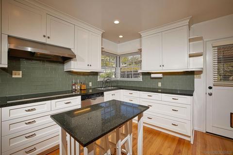 855 Knoll Park Ln, Fallbrook, CA 92028 photo 5
