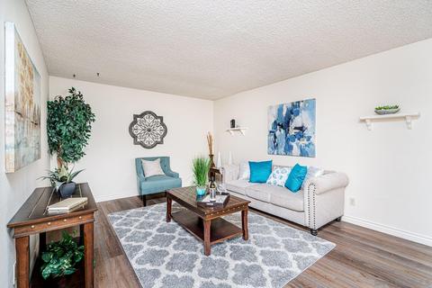 1152 Madera Ln, Vista, CA 92084 photo 3