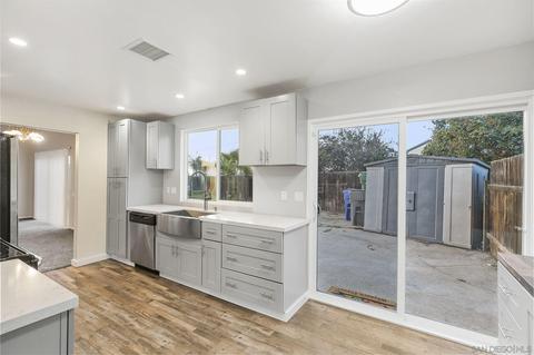 1010 Cajon Greens Dr, El Cajon, CA 92021 photo 5