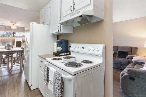 3557 Kenora Dr #16, Spring Valley, CA 91977 photo 7