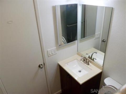 4595 Westridge Dr, Oceanside, CA 92056 photo 6