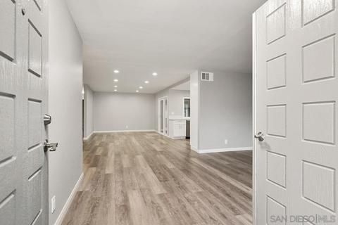 13641 Cunning Ln, Lakeside, CA 92040 photo 8