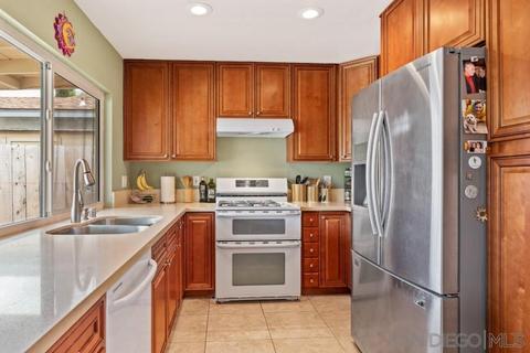 13019 Gate Dr, Poway, CA 92064 photo 5