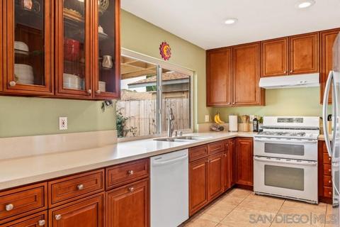 13019 Gate Dr, Poway, CA 92064 photo 6