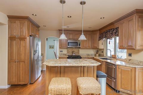 1531 Arnheim Ct, El Cajon, CA 92021 photo 7