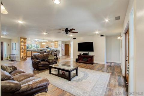 778 Blackthorne Ave, El Cajon, CA 92020 photo 11