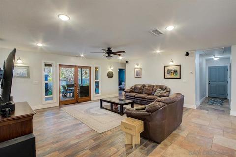 778 Blackthorne Ave, El Cajon, CA 92020 photo 9
