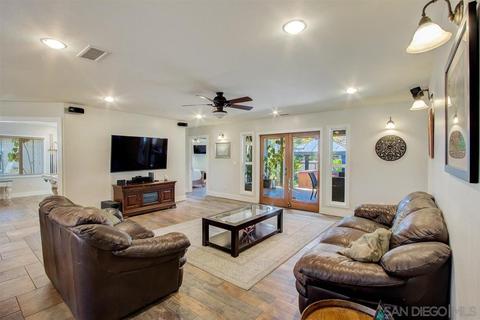 778 Blackthorne Ave, El Cajon, CA 92020 photo 8