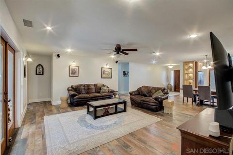 778 Blackthorne Ave, El Cajon, CA 92020 photo 10