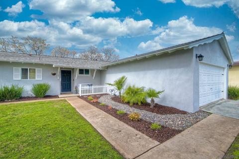 13748 Tobiasson Rd, Poway, CA 92064 photo 2