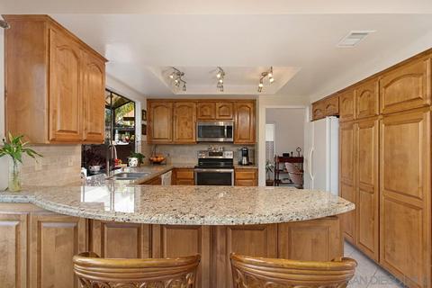 4460 La Quinta, Oceanside, CA 92057 photo 10