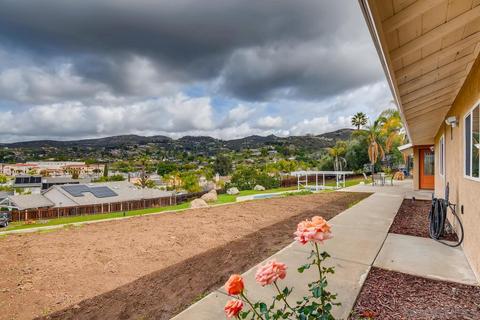 2106 Valley View Blvd, El Cajon, CA 92019 photo 2