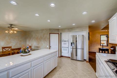 2106 Valley View Blvd, El Cajon, CA 92019 photo 7