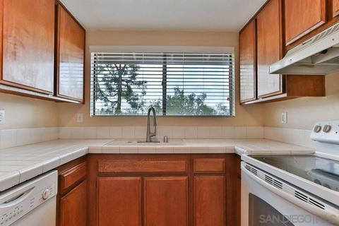 7740 Saranac Pl #33, La Mesa, CA 91942 photo 12