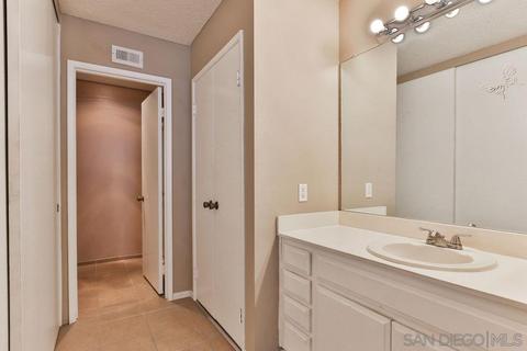 7740 Saranac Pl #33, La Mesa, CA 91942 photo 18