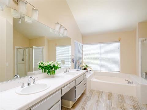 358 Via Del Astro, Oceanside, CA 92057 photo 25