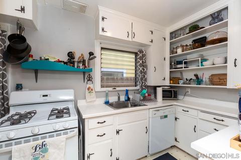 132 Palm, Coronado, CA 92118 photo 12