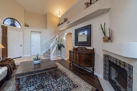 1781 Avenida Segovia, Oceanside, CA 92056 photo 3