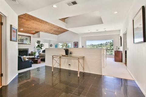9230 Lavell St, La Mesa, CA 91941 photo 3