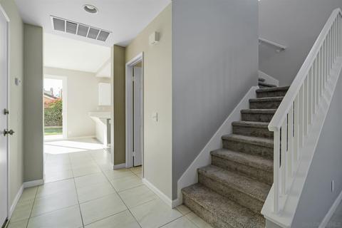 344 Camden Ct, Corona, CA 92879 photo 10