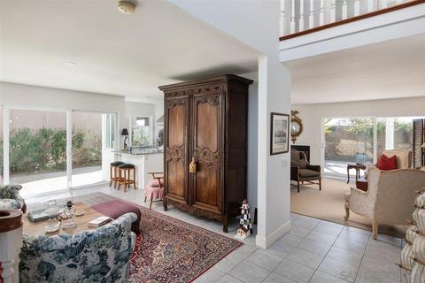 48 Half Moon Bnd, Coronado, CA 92118 photo 11
