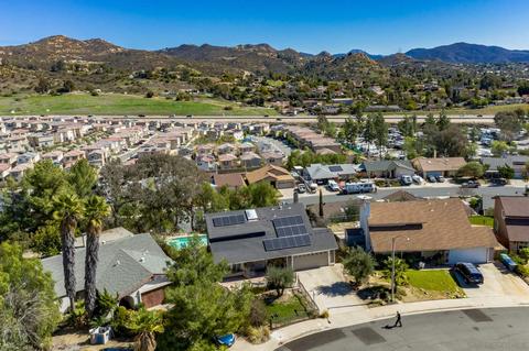 1757 Bourke Pl, El Cajon, CA 92021 photo 4