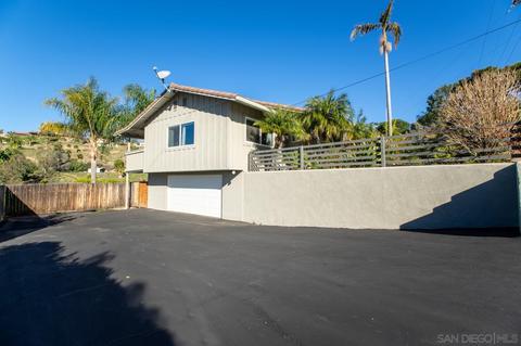 2917 Anaheim St, Escondido, CA 92025 photo 4