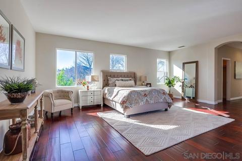 2399 Pine Valley Gln, Escondido, CA 92026 photo 17