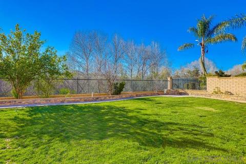 2399 Pine Valley Gln, Escondido, CA 92026 photo 30