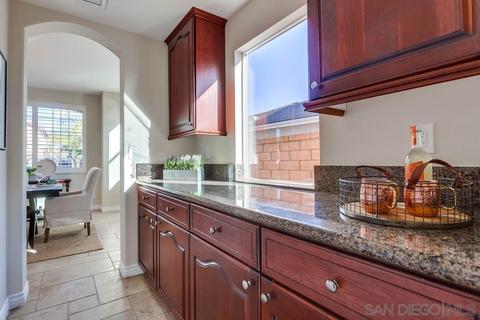 2399 Pine Valley Gln, Escondido, CA 92026 photo 14