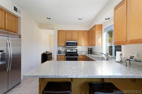 3570 Lake Park Ave, Fallbrook, CA 92028 photo 11