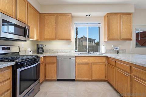 3570 Lake Park Ave, Fallbrook, CA 92028 photo 9