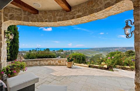 528 Canyon Dr, Solana Beach, CA 92075 photo 1