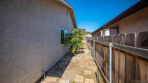 1301 La Mirada Ave, Escondido, CA 92026 photo 24