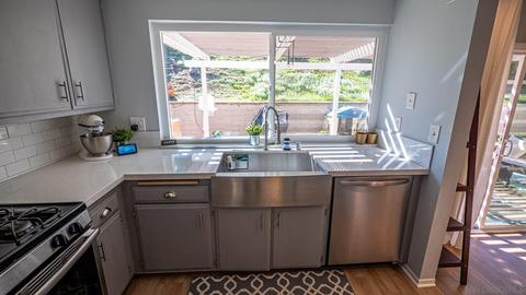 1301 La Mirada Ave, Escondido, CA 92026 photo 9