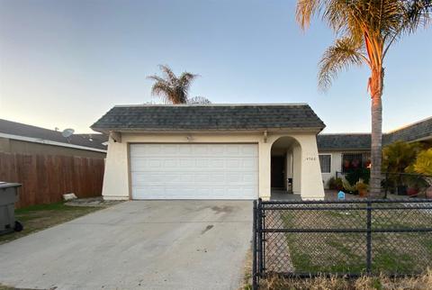 4768 Calle Solimar, Oceanside, CA 92057 photo 1