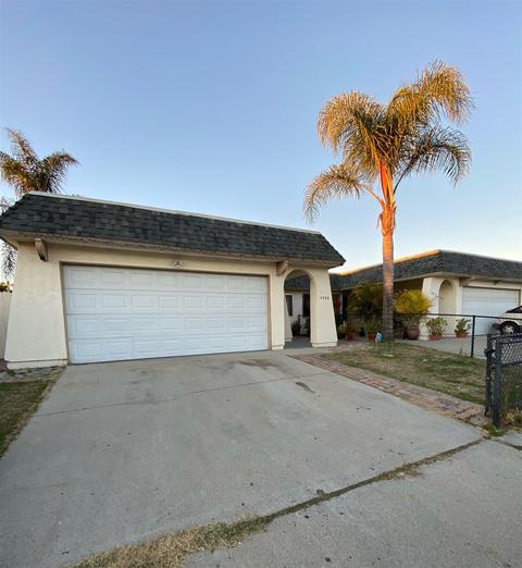 4768 Calle Solimar, Oceanside, CA 92057 photo 2