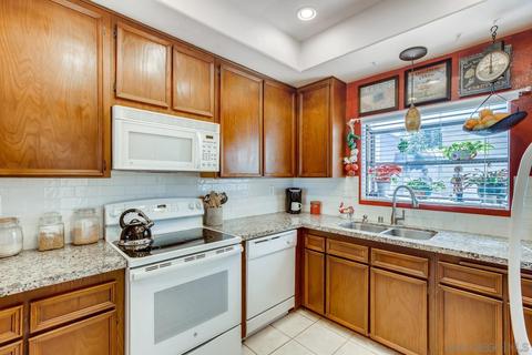 17906 Villamoura Dr, Poway, CA 92064 photo 9